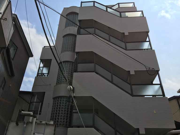 アミューズ中山 外観