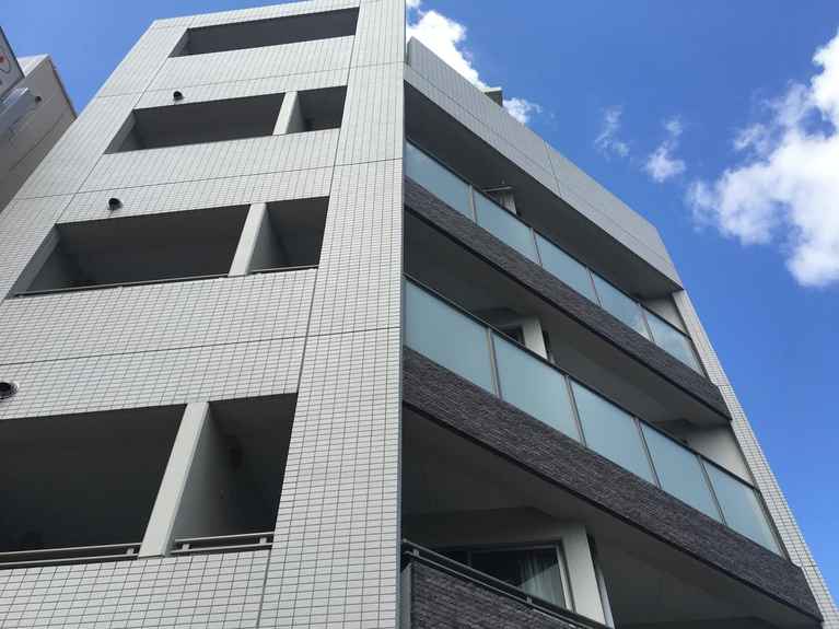 クイーンズF 外観