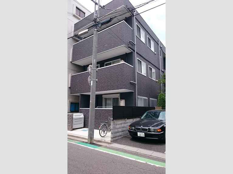 フィガロ本町 外観