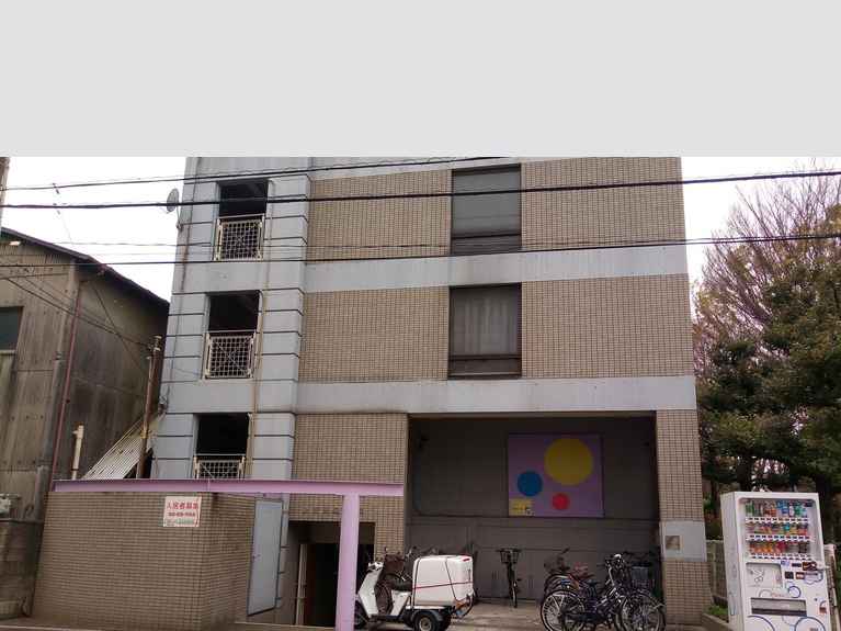 RX川口青木 外観