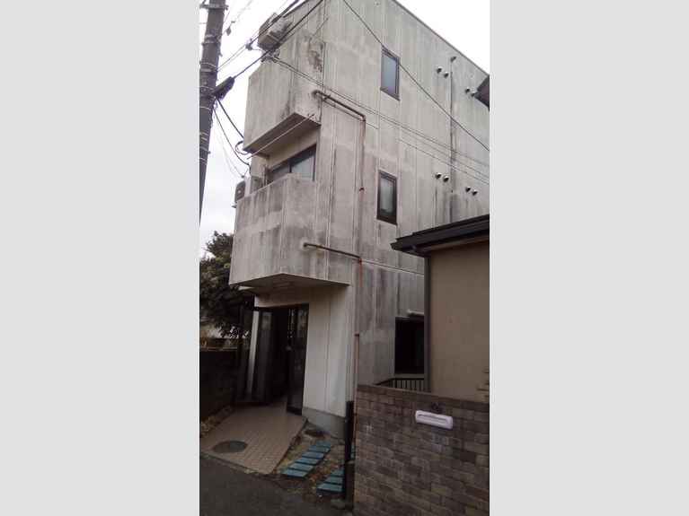 リバーサイドよこと 外観