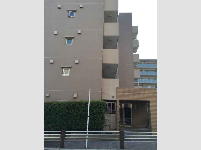 ベルヴィル芦花恒春 外観