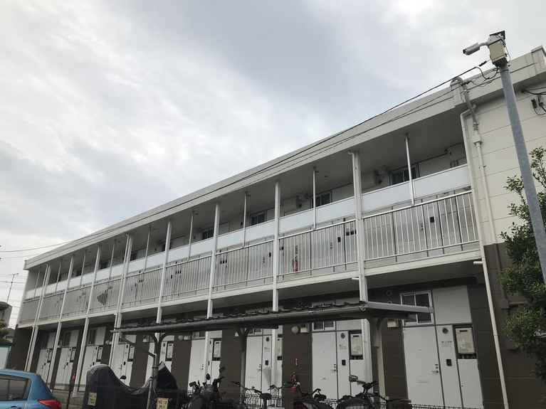 レオパレス辰和 外観