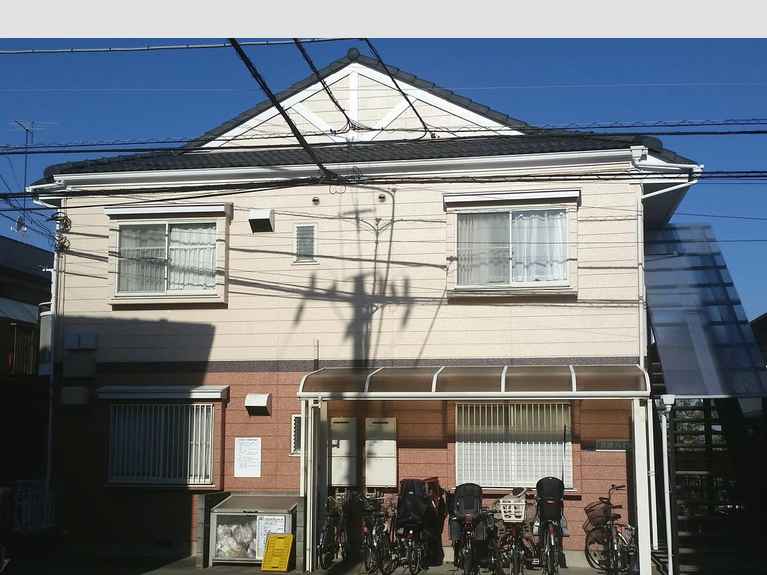 芹澤ハイツ 外観