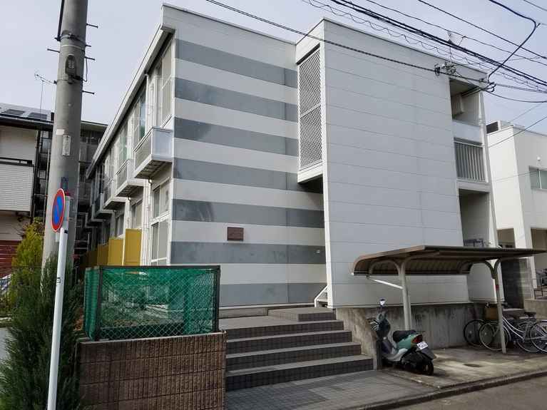 レオパレスソフィア湘南 外観