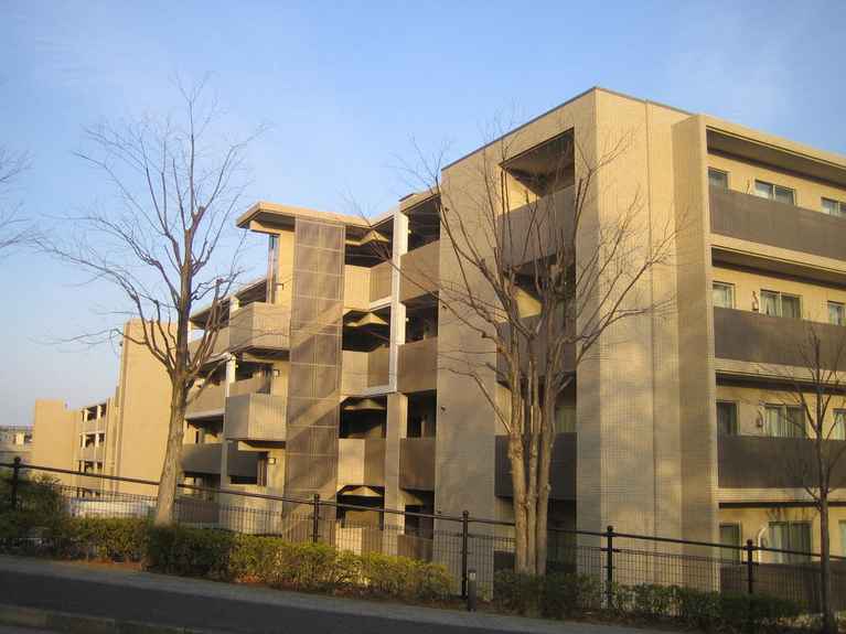 ヴェルデマーレコスモ横濱汐見台C棟 外観