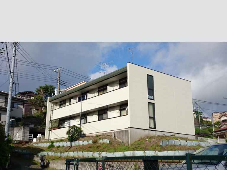 レオパレスフェイム 外観