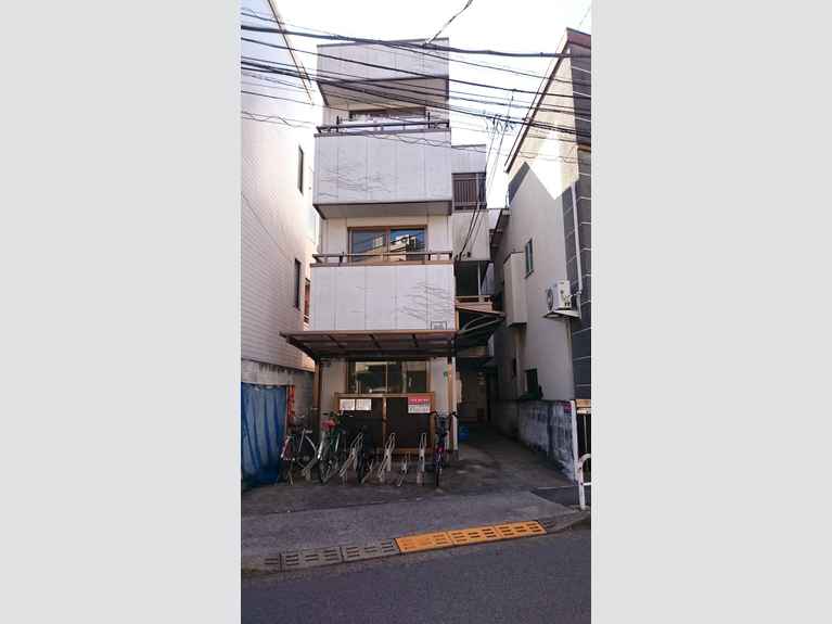 パル 外観