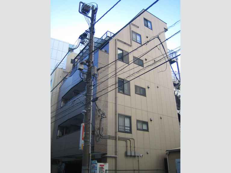 Doors伊勢佐木 外観
