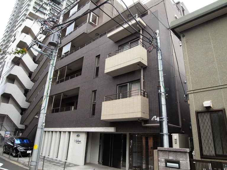 アジュール新杉田 外観