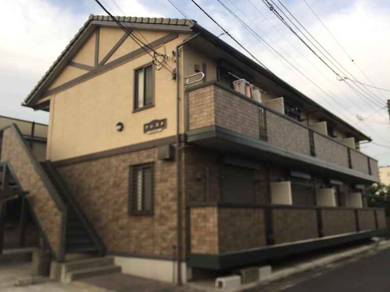 クレスト 外観