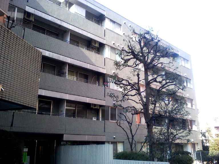 西新宿フォレストアネックス 外観