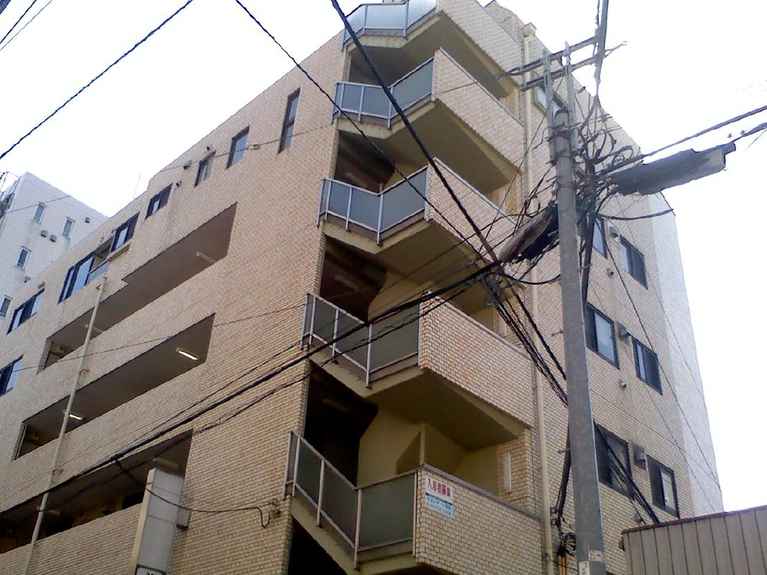 守屋ビル 外観