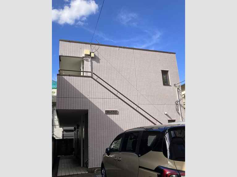 レークヒルスワ 外観