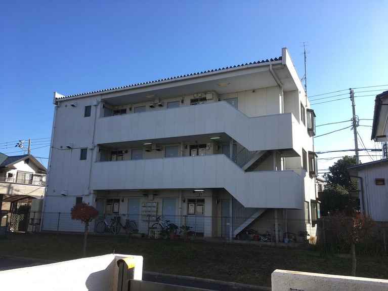 メゾン12 外観