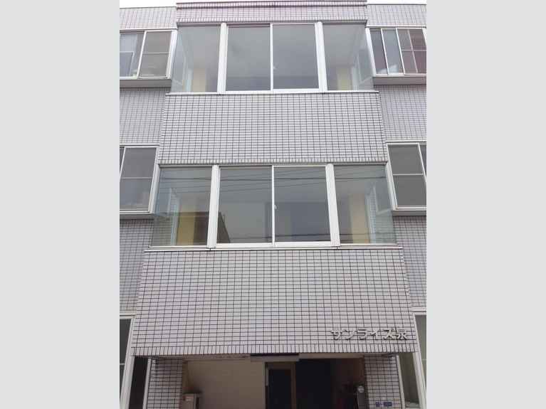 サンライズ泉 外観