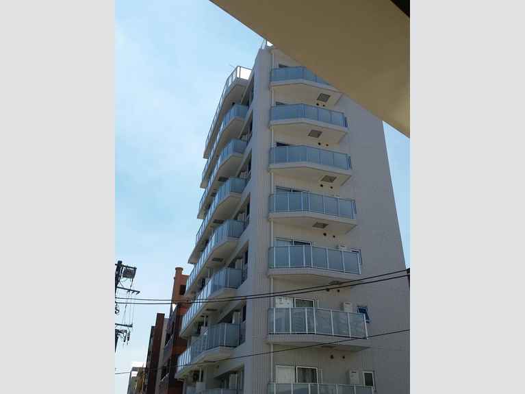 ウイングコート横浜 外観