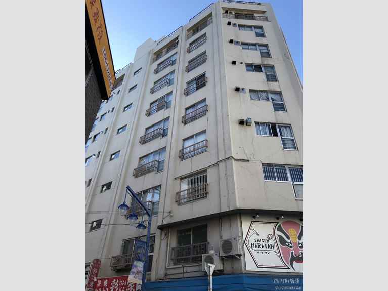 仁志第二クイーンコーポ 外観