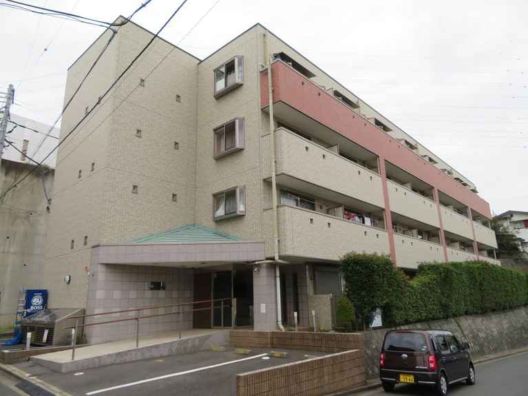 ティアラ村上 外観
