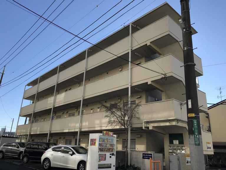 グランディア川口 外観
