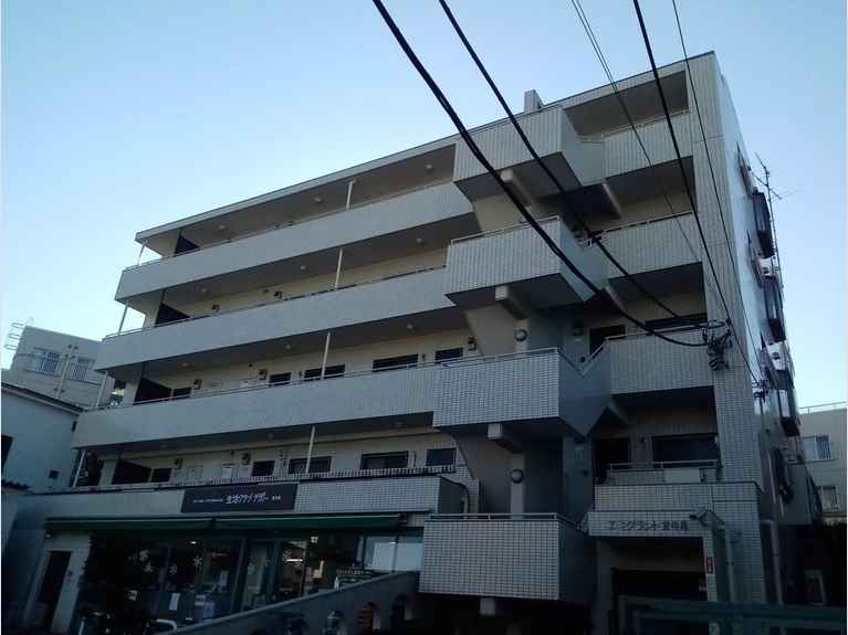 エミグラント東寺尾 外観