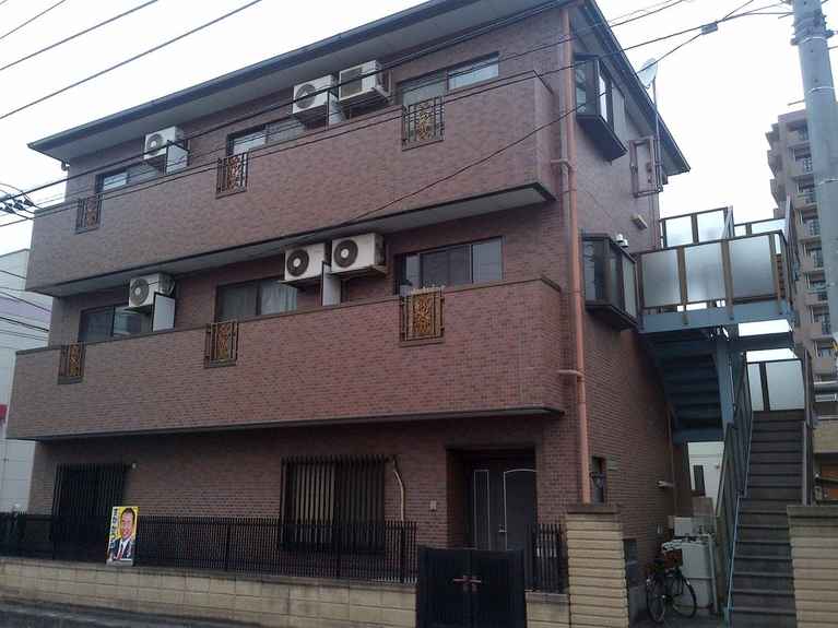 NR5番館 外観