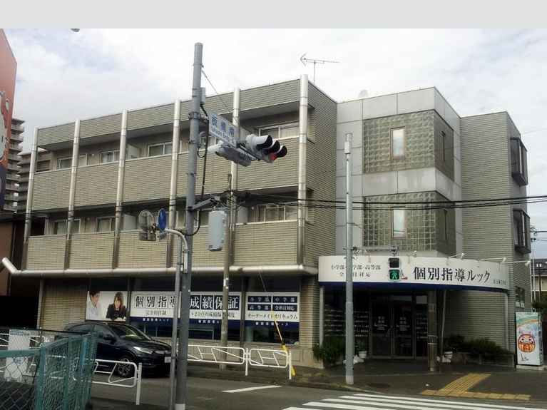 モンテローザ川和 外観