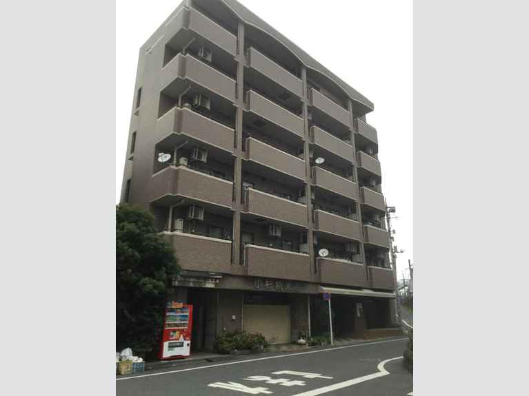 シーダー柿の木坂 外観