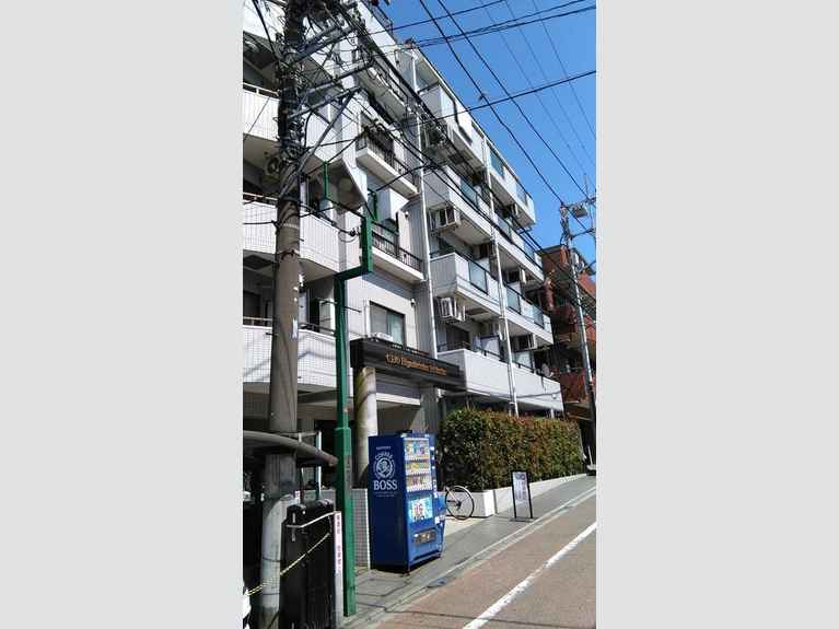 クリオ 外観