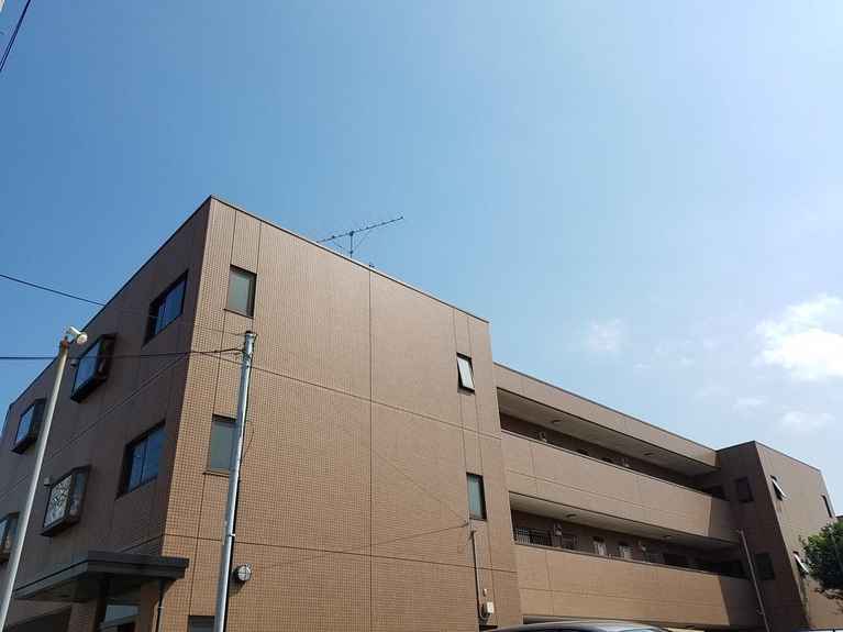 メゾンドシェリー 外観