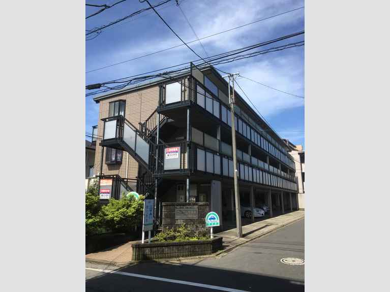 ワイ・エム壱番館 外観