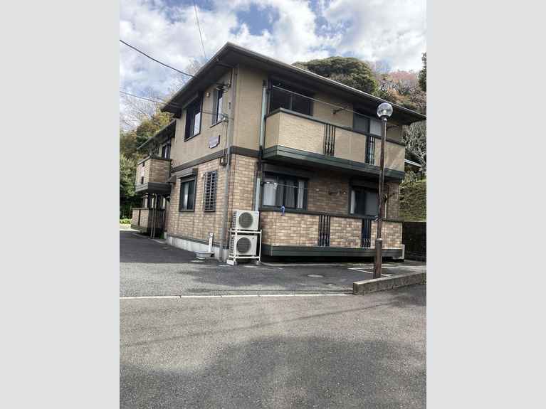 アローネ鎌倉 外観