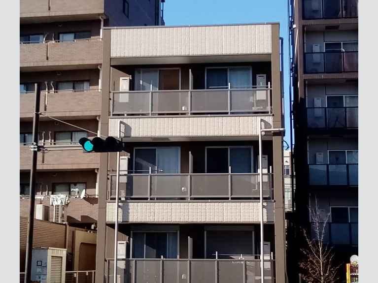 アンプルールフェールWADA 外観