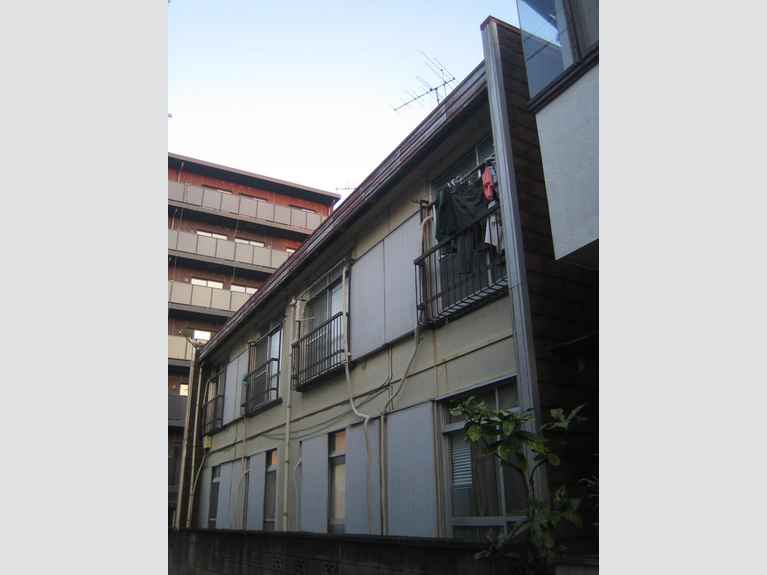 中根岸荘 外観
