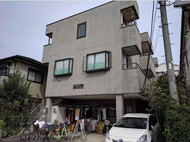 プラザ渡辺 外観