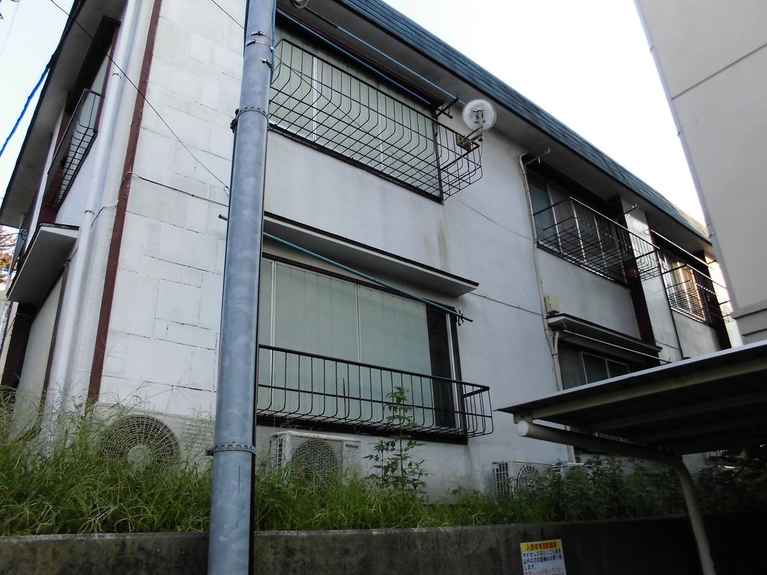 京荘 外観