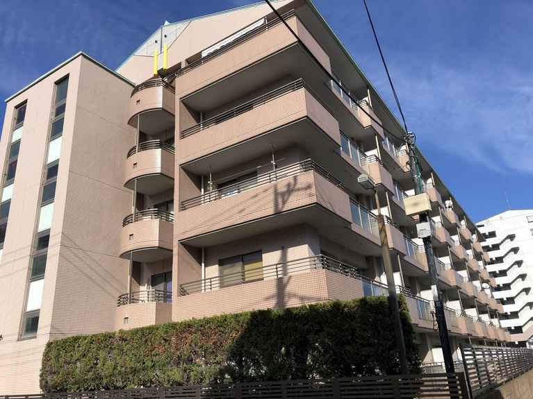 プリメーラ3 外観