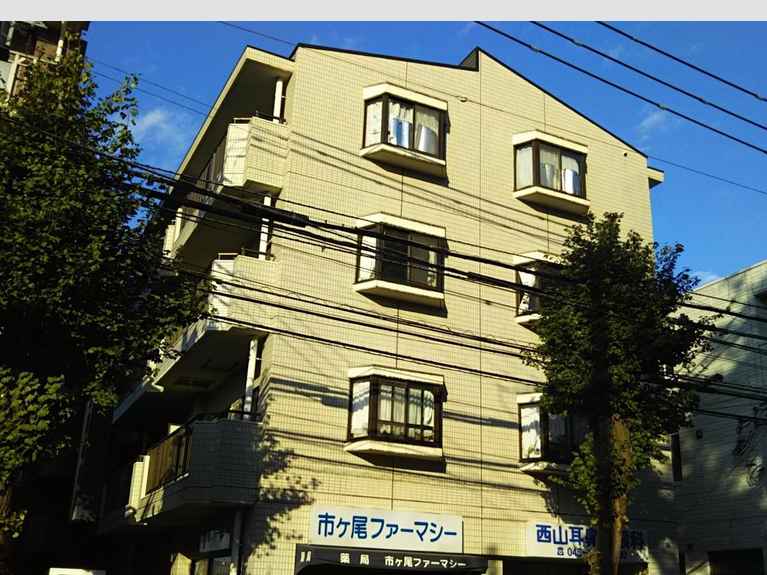 アビタシオン市ケ尾 外観