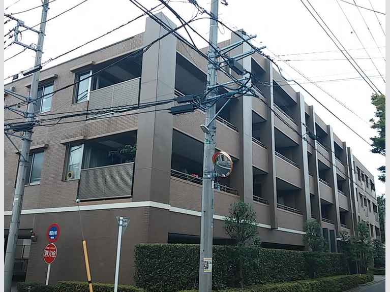 D’レスティア学園西町リヴザ 外観