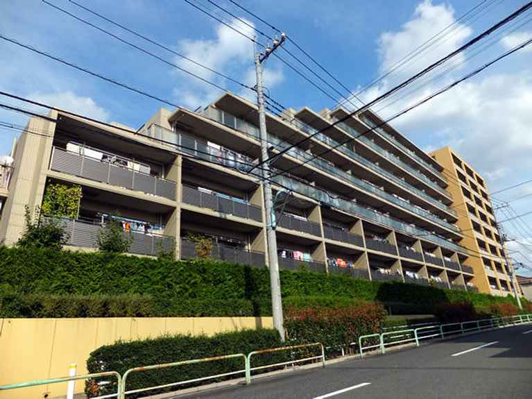 プリズムヒル 外観