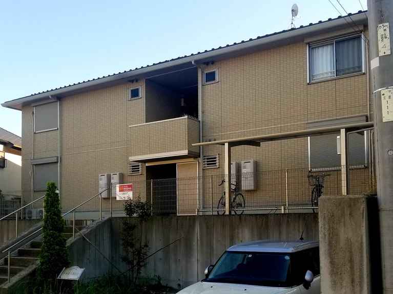 シャリテ能見台 外観