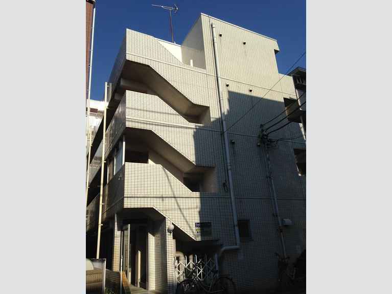 ラッキーハウス安田 外観