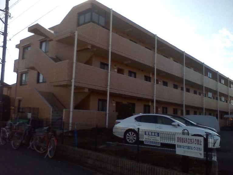 LAND HOMES 外観