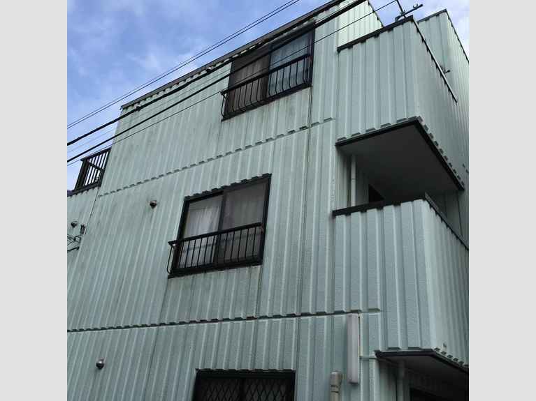 ワイズ 外観