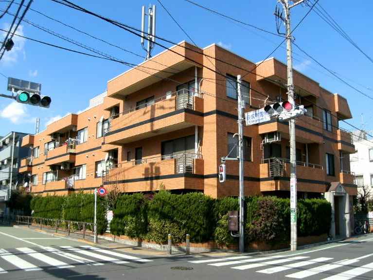 シャトレ烏山 外観