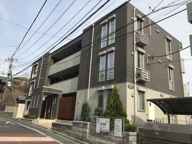 ディーエムズ 外観