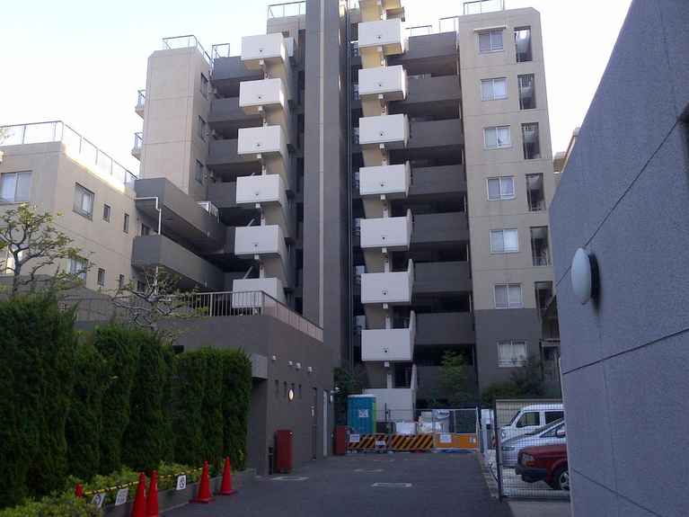 THEパームス本郷龍岡 外観