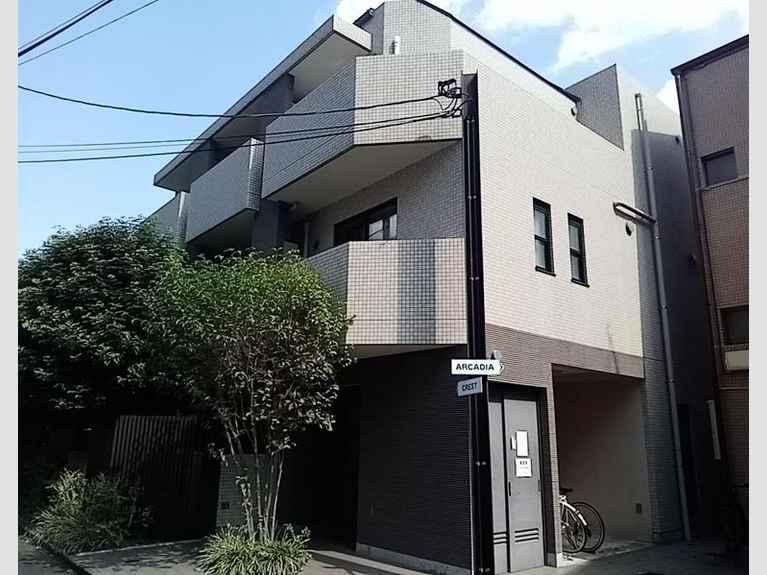 CREST 外観