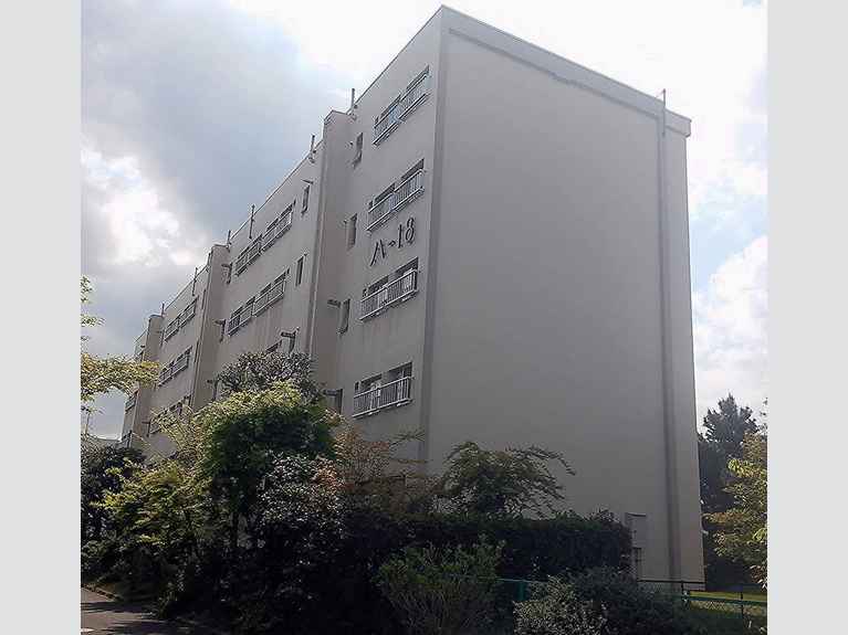 公社多摩川住宅ハ-18号棟 外観