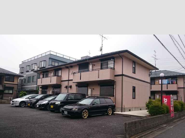 クレセントB 外観